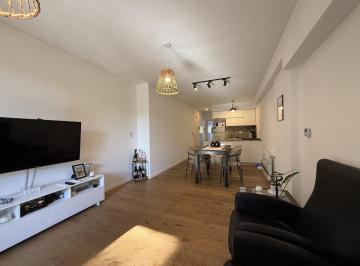 Departamento · 46m² · 2 Ambientes · 1 Cochera · Venta Departamento 1 Dormitorio con Balcón y Cochera Amenities Barrio Abasto, Rosario
