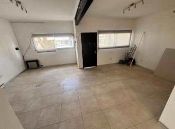 Casa · 130m² · 3 Ambientes · 2 Cocheras · Casa en Venta, Dos Dorm., La Plata