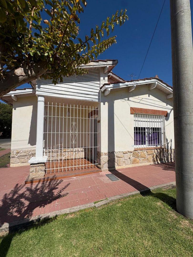 Casa 3 amb, 90m² con cochera y patio — Punta Mogotes