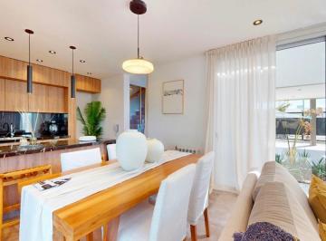Casa · 118m² · 5 Ambientes · 2 Cocheras · Casa a Estrenar en Venta en Joaquín Gorina