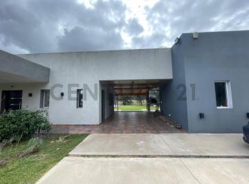 Casa · 193m² · 5 Ambientes · 2 Cocheras · Casa en Venta en Area 60