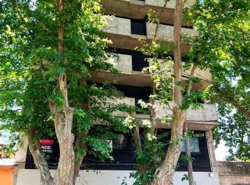 Departamento · 78m² · 3 Ambientes · 1 Cochera · Venta Departamento 2 Dorm. a Estrenar con Patio Refinerías Rosario