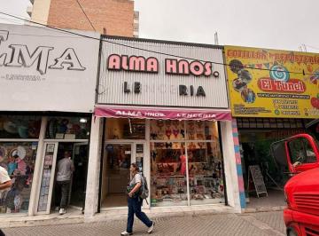 Local comercial · 127m² · 2 Ambientes · Venta Local Comercial Centro Rosario