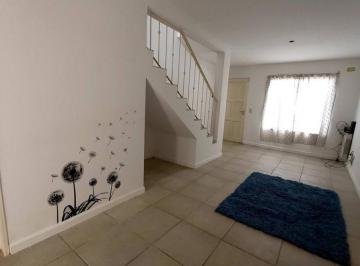 Casa de 2 ambientes, Pilar · Venta Casa Tipo Dúplex de 2 Ambientes y Medio en Pilar