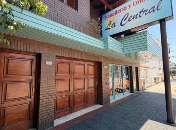 Casa de 10 ambientes, Santo Tomé · Vendemos Panaderia + Vivienda