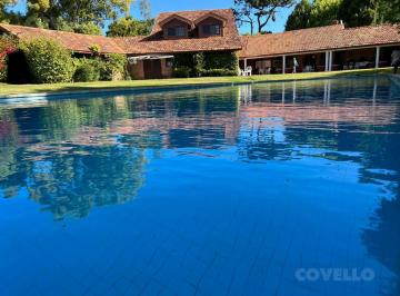 Casa · 1500m² · 15 Ambientes · 1 Cochera · Casa - Beverly Hills