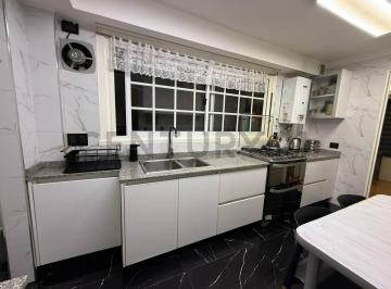 Departamento · 130m² · 4 Ambientes · 1 Cochera · Venta Departamento 4 Ambientes con Cochera en Recoleta