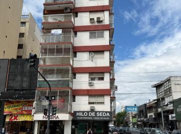Departamento · 80m² · 4 Ambientes · 4 Ambientes Reciclado a Nuevo Frente con Balcon Apto Prof.