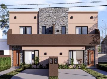 Casa · 80m² · 3 Ambientes · 2 Cocheras · Duplexen Los Pinares