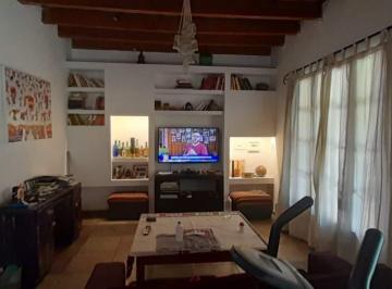 Foto · Villa Serrana con Pileta y Amplio Parque