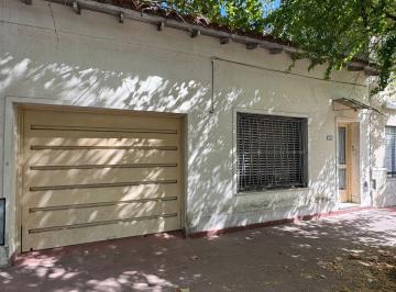 Casa de 3 ambientes, Lomas de Zamora · Casa en Venta en Banfield.