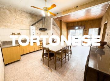 PH · 94m² · 3 Ambientes · 1 Cochera · PH Al Frente con Garage y Terraza - Manuel Castro 4356