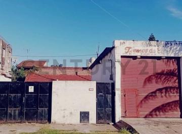 Casa · 50m² · 2 Ambientes · 1 Cochera · Casa en Venta Lomas de Zamora con Local