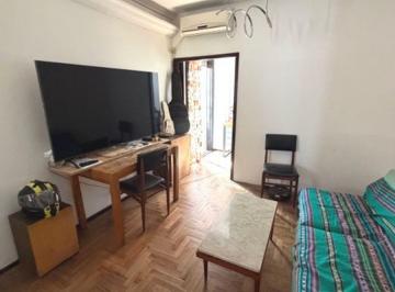 Departamento de 2 ambientes, Palermo · Alto - 2 Ambientes con Cocina y Lavadero Aparte - Cochera Fija - Vigilancia -.