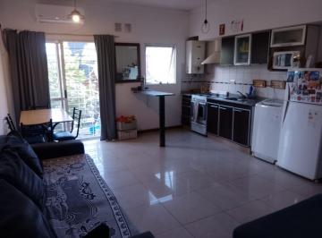 Departamento de 2 ambientes, Morón · Departamento 2 Ambientes en Inmejorable Zona, con Garage en Subsuelo