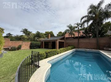 Casa · 560m² · 7 Ambientes · 4 Cocheras · Casa en Venta Martinez