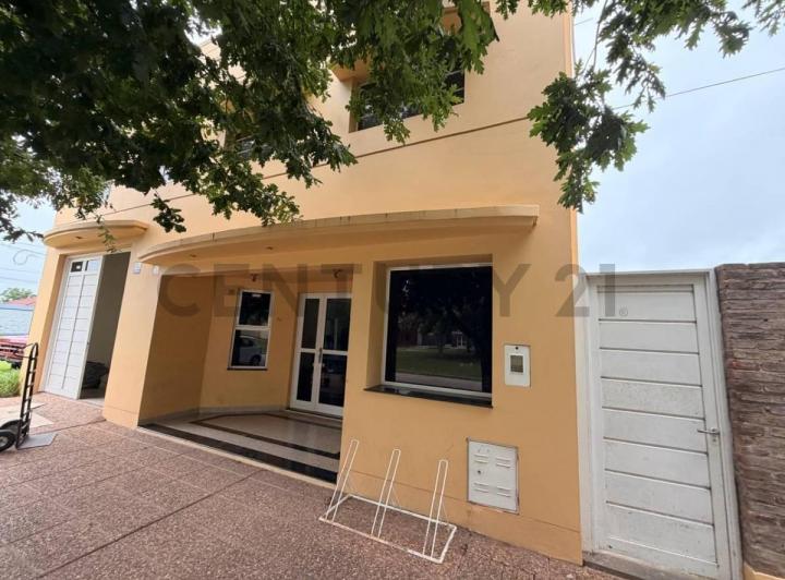 Local comercial · 328m² · 6 Ambientes