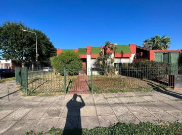 Casa · 75m² · 3 Ambientes · 1 Cochera · Alquiler Casa 3 Ambientes – Padua Sur
