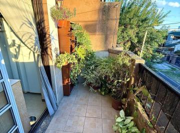 Casa · 71m² · 3 Ambientes · PH Tipo Duplex en Villa Luzuriaga con Balcon y Terraza