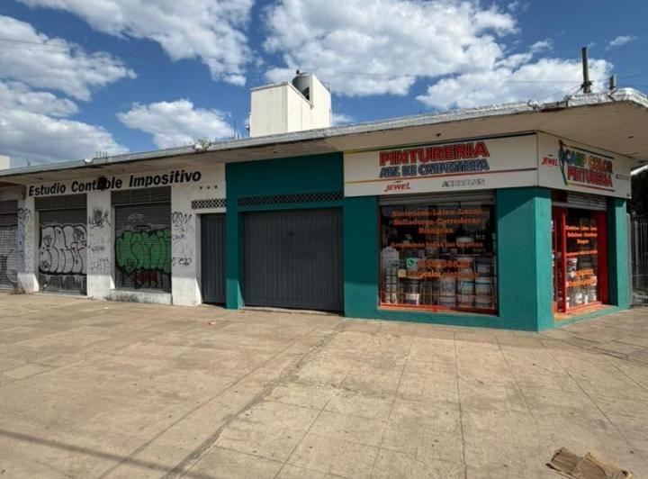 Local comercial · 110m² · 4 Ambientes · 1 Cochera