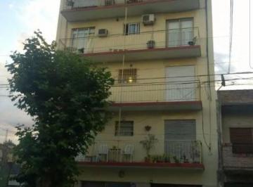 Departamento de 2 ambientes, Liniers · Departamento 2 Ambientes 1er Piso con Patio