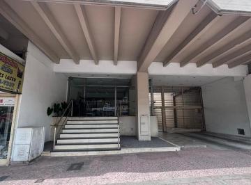 Departamento · 200m² · 4 Ambientes · 2 Cocheras · Departamento en Lomas de Zamora Oeste