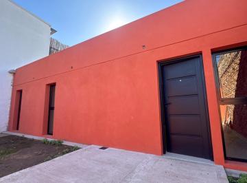 Casa · 96m² · 4 Ambientes · 1 Cochera · Venta Casa a Estrenar 3 Dorm. Martinez