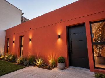 Casa · 96m² · 4 Ambientes · 1 Cochera · Venta Casa a Estrenar 3 Dorm. Martinez
