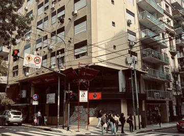 Local comercial · 285m² · Local en Venta - Junín Esquina Viamonte, Zona Facultad de Medicina