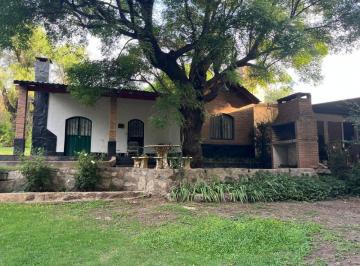 Casa de 8 ambientes, Segunda Usina · Venta de 2 Cabañas Frente Al Rio en Segunda Usina