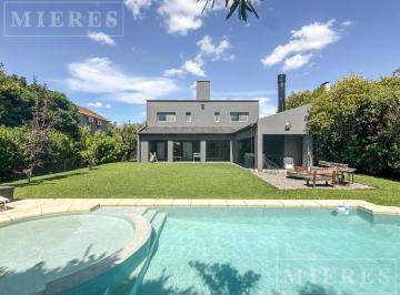 Casa · 202m² · 5 Ambientes · 3 Cocheras · Casa en Venta en Campo Grande, Pilar