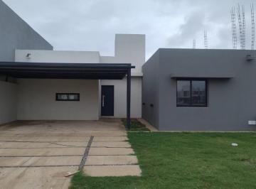 Casa · 125m² · 5 Ambientes · 2 Cocheras · Casa en Una Planta (No Duplex) en Docta (Nobu Town)