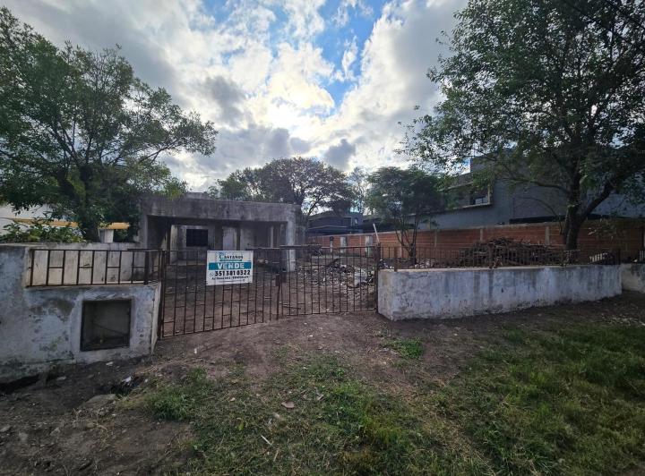 Terreno · 207m²