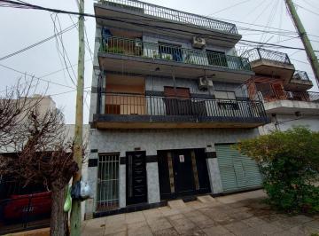 Departamento · 300m² · 12 Ambientes · 1 Cochera · Venta Inmueble en Block, Villa Celina