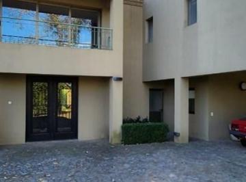 Casa · 430m² · 6 Ambientes · 3 Cocheras · Casa en Venta en Ayres del Pilar, Pilar, G. B. a. Zona Norte