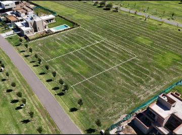 Terreno · 1025m² · Venta Terreno Barrio Cerrado Vida Club de Campo Funes - Posibilidad de Comprar Unidad Contigua