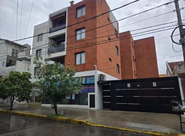 Departamento · 48m² · 2 Ambientes · 1 Dorm 1 Baño L/c Balcon Excelente Ubicacion