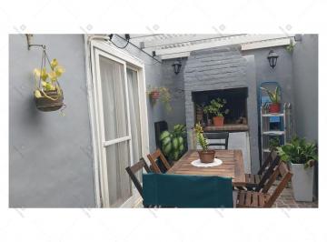 PH · 75m² · 5 Ambientes · Excelente Ubicación. PH Sin Expensas