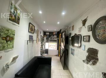 Local comercial · 192m² · 4 Ambientes · Local Comercial en Berisso Av Montevideo E/ Genova y Calle 8
