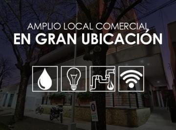 Local comercial · 113m² · 4 Ambientes · Local en Villa Elisa