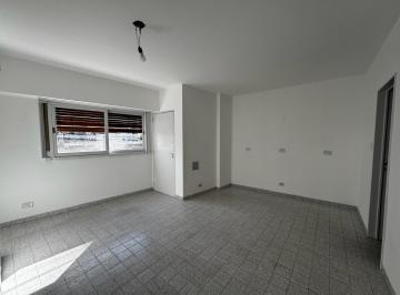 Departamento · 52m² · 3 Ambientes · Venta Depto 3 Amb con Lavadero en Avellaneda