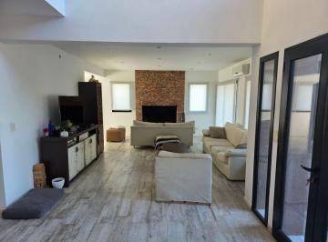 Casa en Venta de 8 ambientes Belén de Escobar · Casa en Venta en San Matias. Barrio Cerrado Escobar