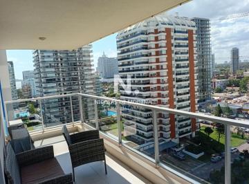 Foto1 · En Venta Apartamento de 2 Dorm. en Playa Brava con Balcón