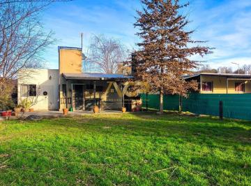 Casa · 97m² · 4 Ambientes · 1 Cochera · Casa en Venta en San Antonio de Arredondo