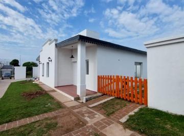 Casa de 4 ambientes, Paraná · Casa en Venta 2 Dorm. a Estrenar - Paraná E. R