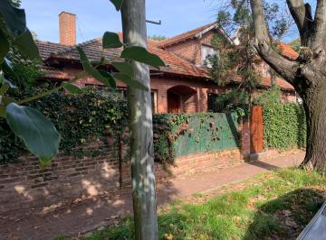 Casa de 4 ambientes, San Isidro · Casas en Venta. en Martinez.