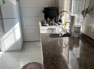 Casa de 3 ambientes, Tres de Febrero · Alquiler Casa 3 Ambientes en Caseros – Excelente Ubicación