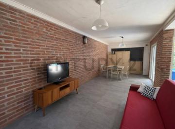 PH · 134m² · 4 Ambientes · 1 Cochera · Casa en Venta 2 Dorm. con Cochera – Barrio San Carlos, La Plata
