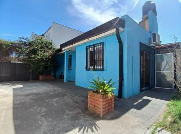 PH · 30m² · 2 Ambientes · 1 Cochera · PH en Venta con Patio en Paraje "El Dique", Ensenada
