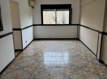 Departamento · 85m² · 4 Ambientes · 1 Cochera · Departamento - San Miguel